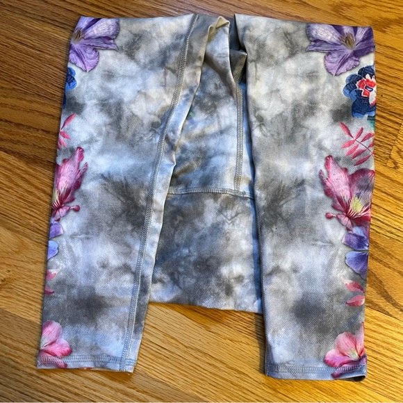 Evolution and Creation high waist orchid and bird print leggings size small - Picture 8 of 8